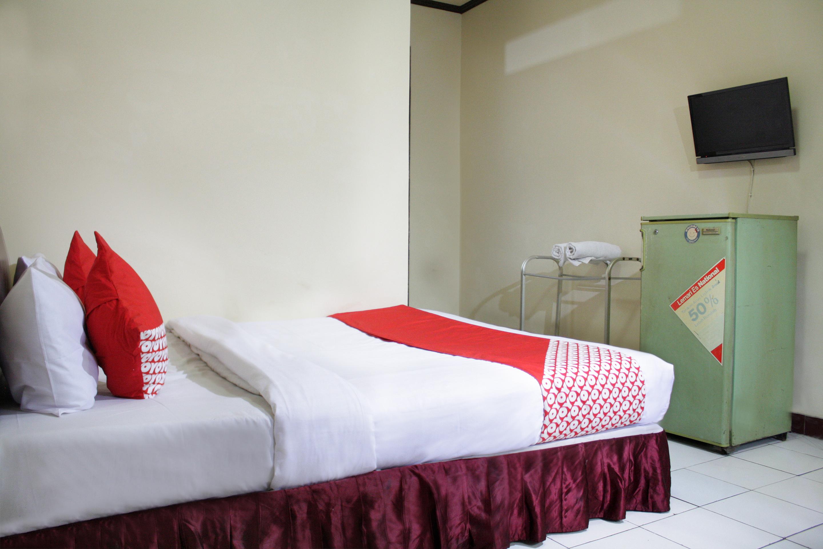 Vaccinated Staff - OYO 181 Wisma Bintang Yakarta Exterior foto