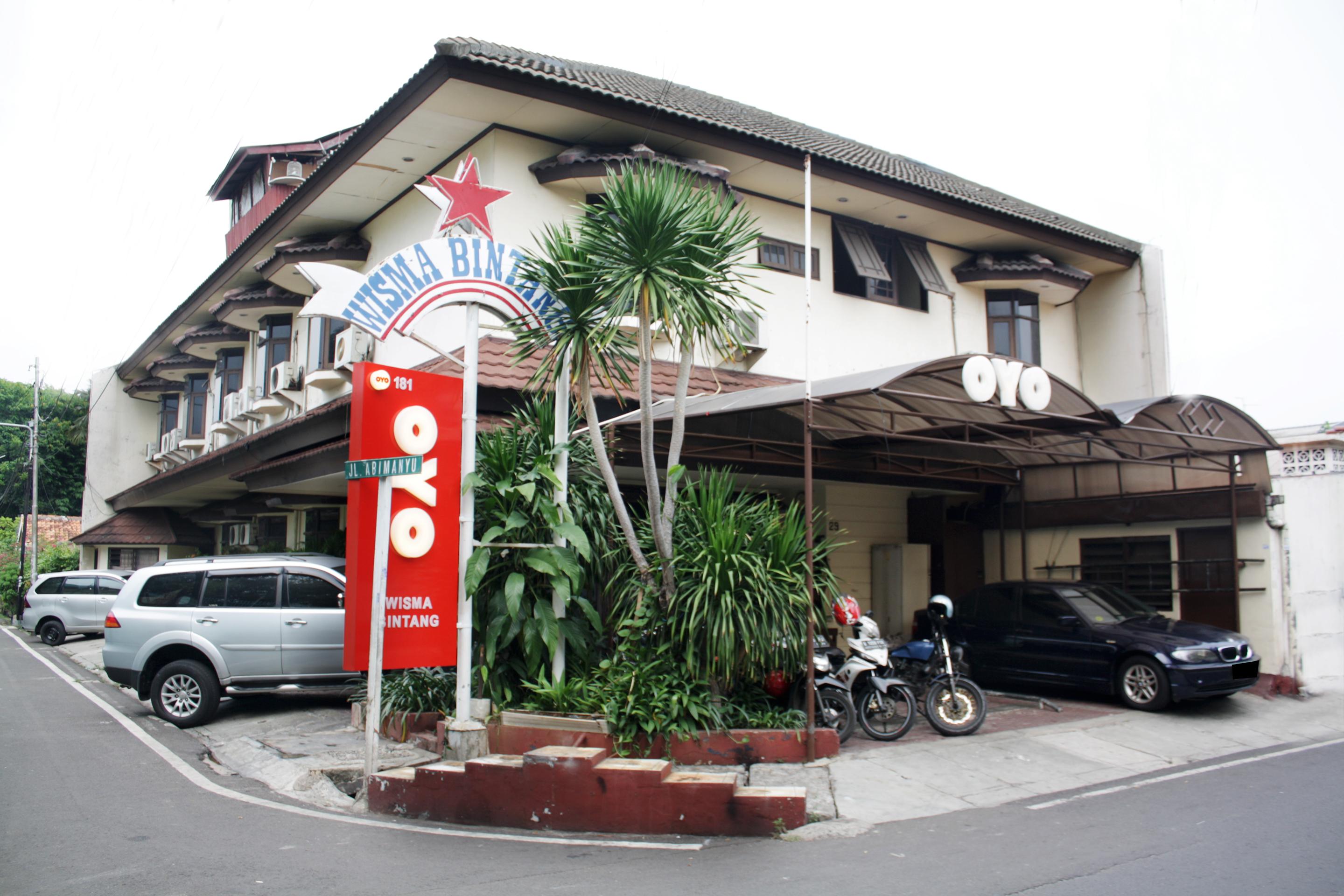 Vaccinated Staff - OYO 181 Wisma Bintang Yakarta Exterior foto