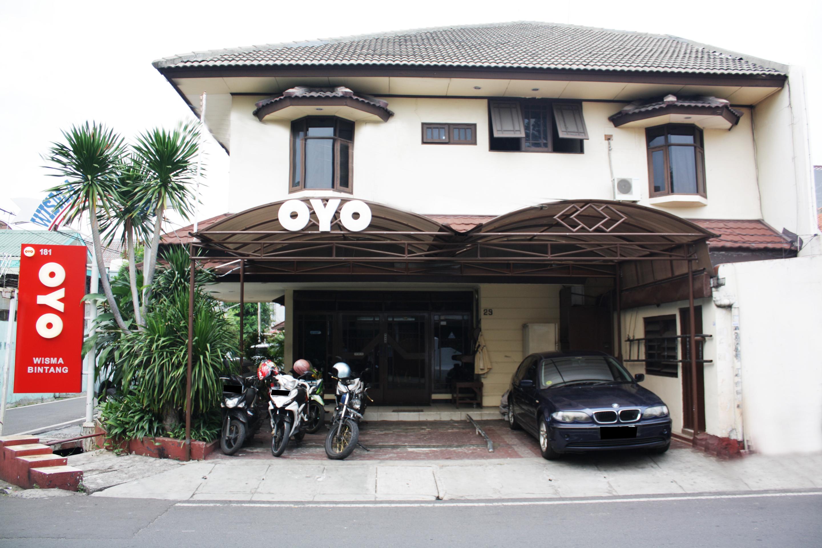 Vaccinated Staff - OYO 181 Wisma Bintang Yakarta Exterior foto